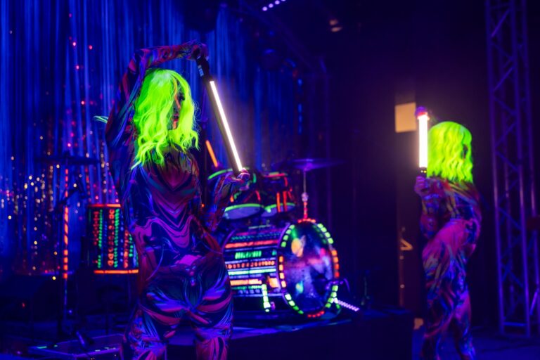 uv show koos tantsijatega siim koppel